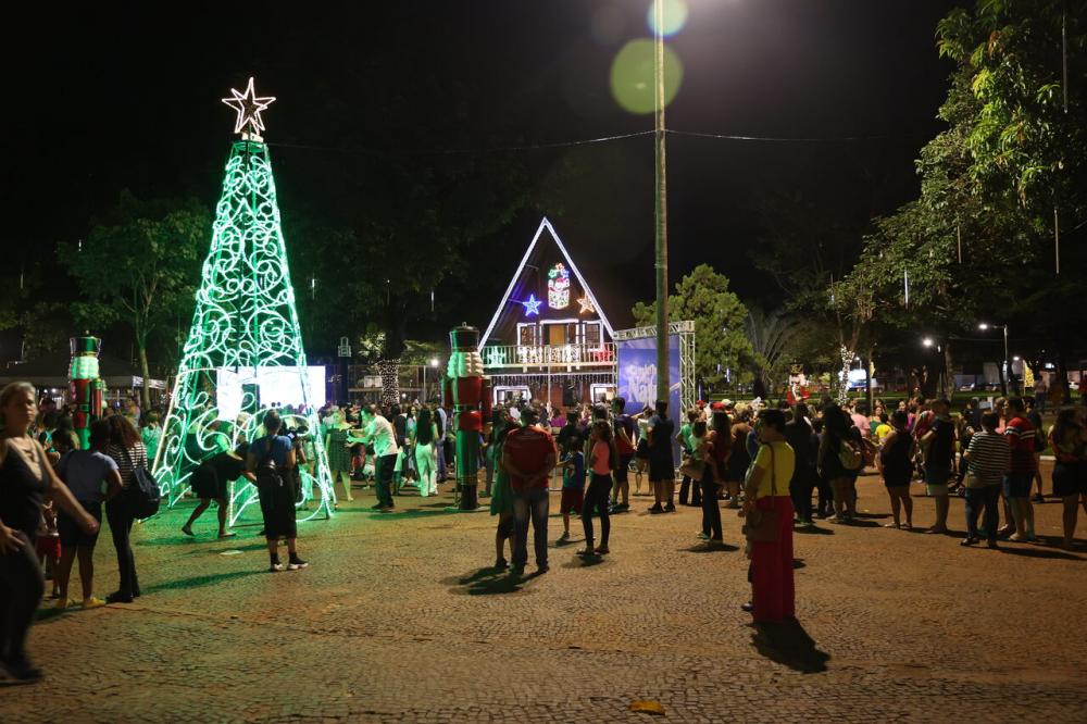 Praça Sérgio Pacheco - Valter de Paula/ Secretaria de Governo e Comunicação-PMU