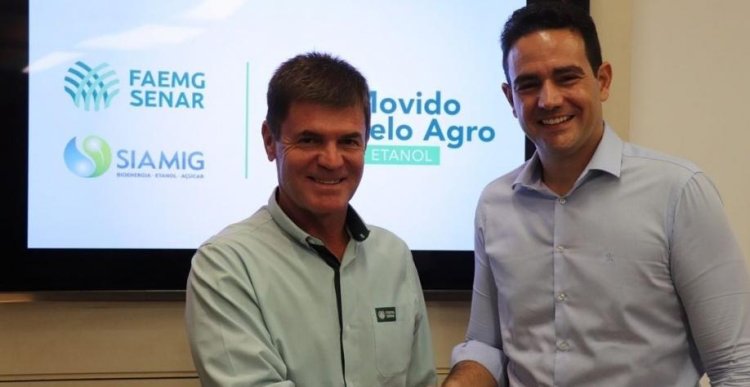O presidente do Sistema Faemg Senar, Antônio de Salvo, e Mário Campos, presidente da SIAMIG (Divulgação)