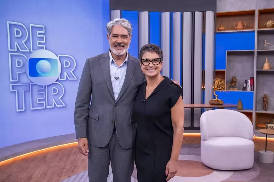 William Bonner ao lado de Sandra Annenberg, com quem apresentará 'Globo Repórter' — Foto: Bob Paulino/Divulgação/TV Globo