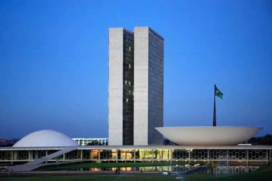 MOBILIZAÇÃO EM BRASÍLIA: PREFEITOS MINEIROS QUEREM BARRAR PAUTAS BOMBA E APROVAR ADICIONAL DO FPM